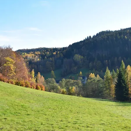 Goscinne Antek Tatil Evi Czarnow (Kamienna Gora)